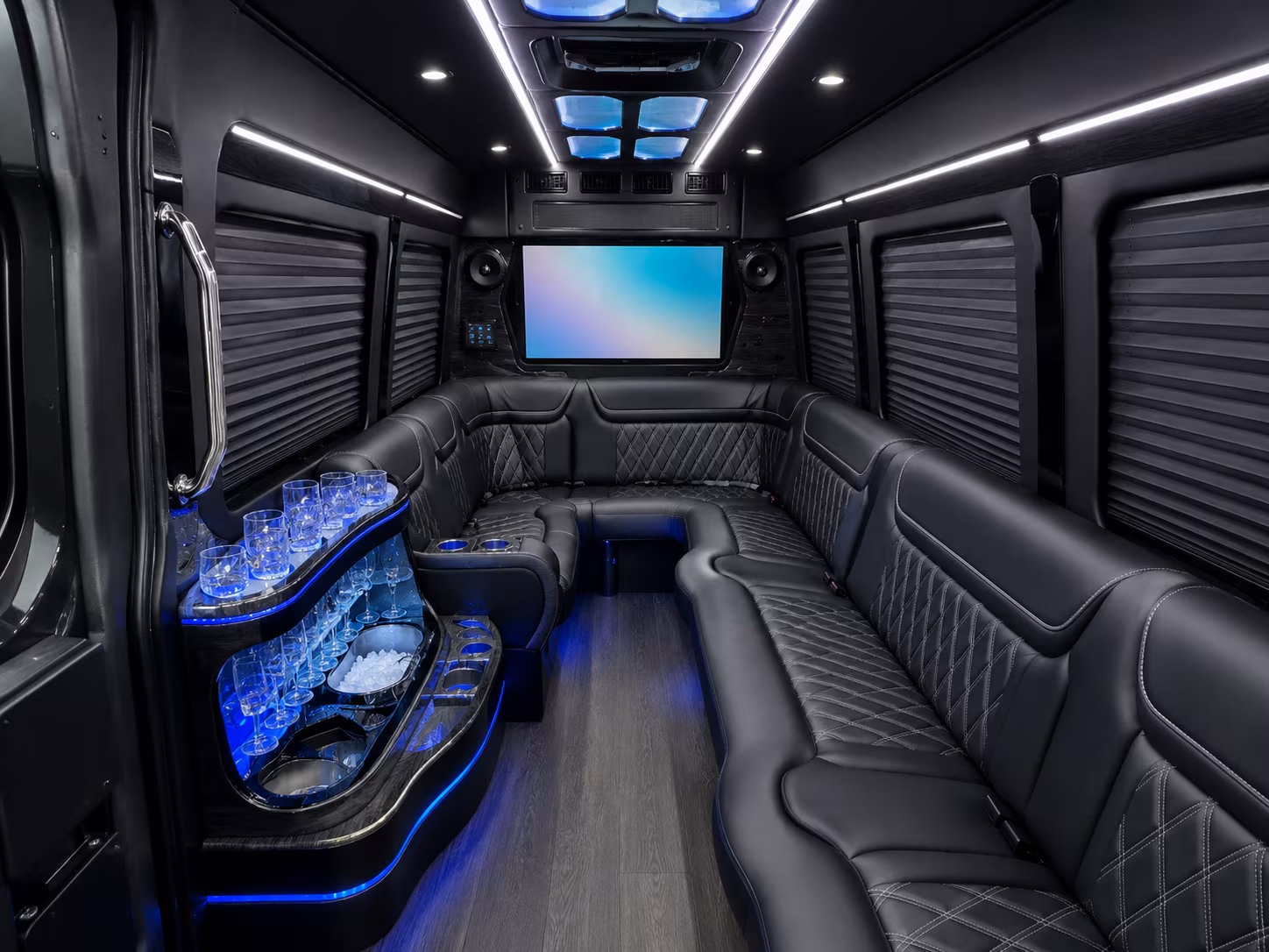 airport transfers to sat and aus for business travelers
