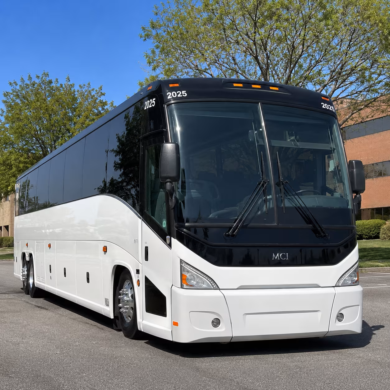 corporate retreat transportation to canyon lake and the hill country
