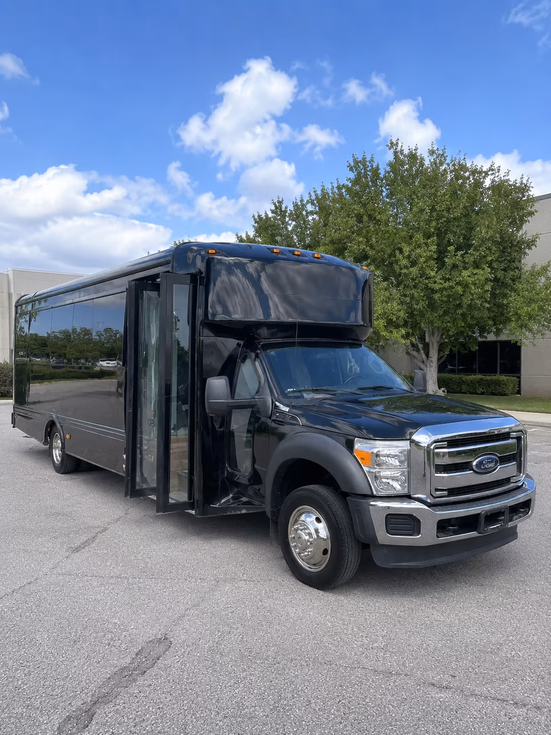 new braunfels new years eve party bus rental