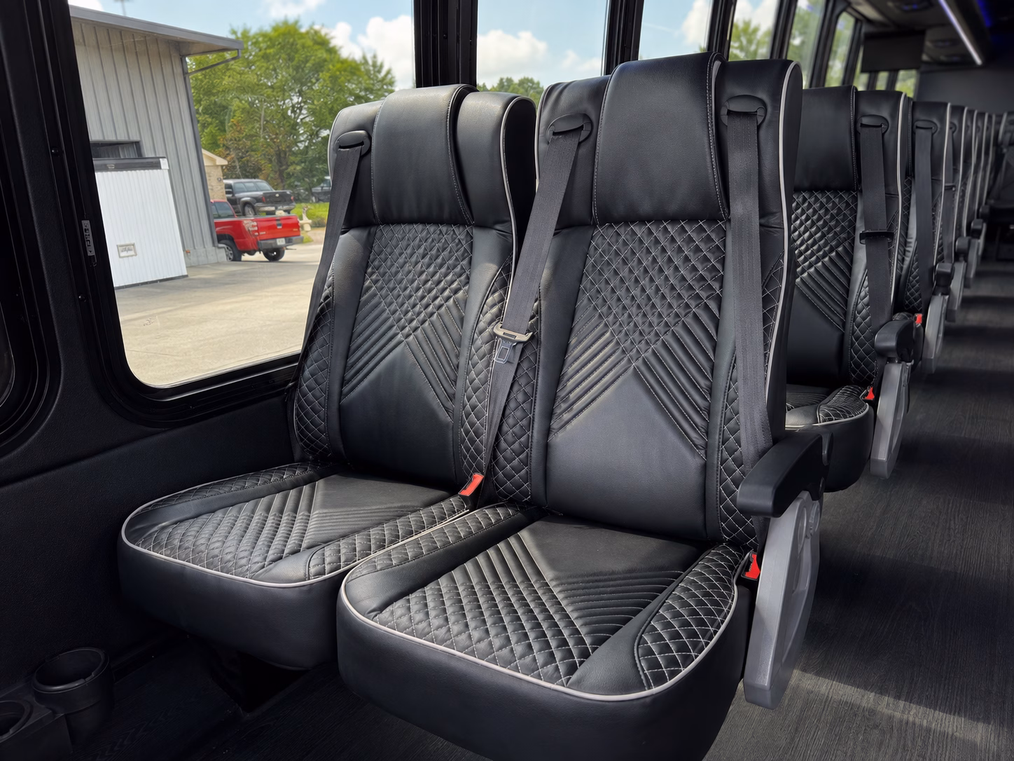 newbraunfelscharterbuscompany com connects you to minibuses perfect for narrow hill country roads