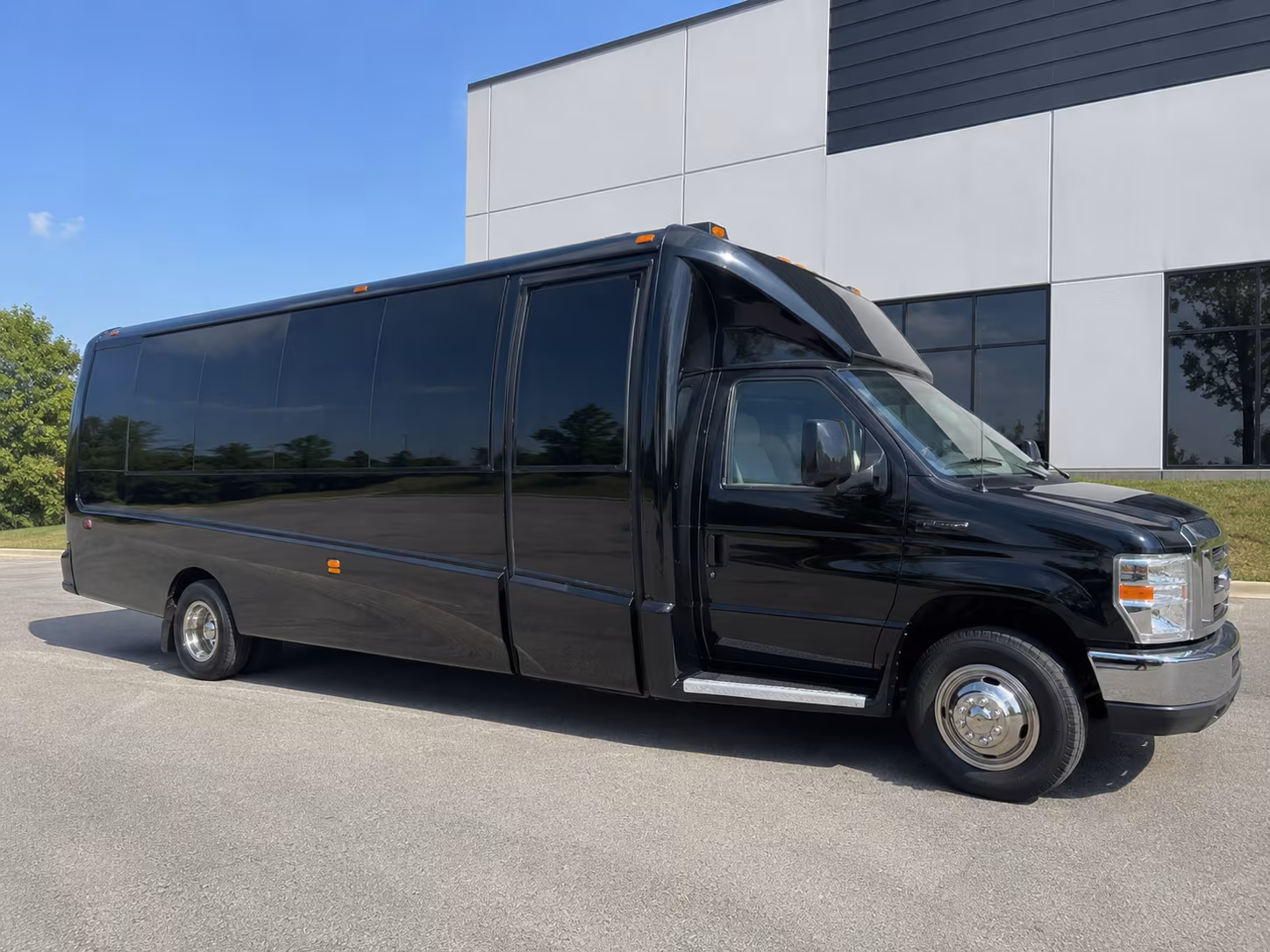 pflugerville bus rentals