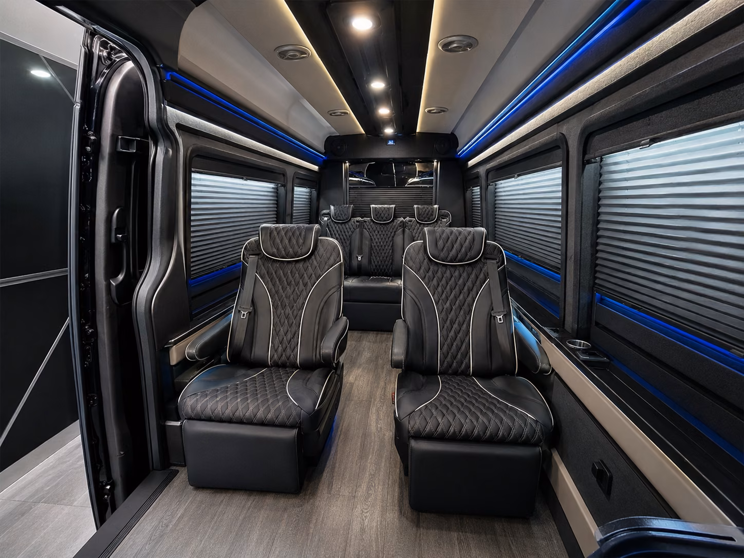 with so many bus options you ll find the perfect fit for your new braunfels airport run